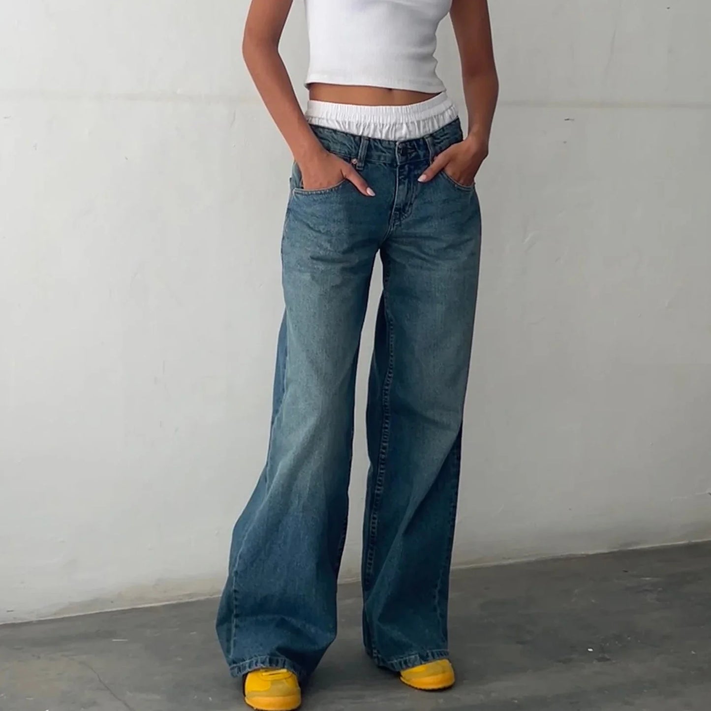 Low Waisted Multiple Pockets Pants