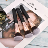 Elite Silk-Touch Powder & Blush Brush