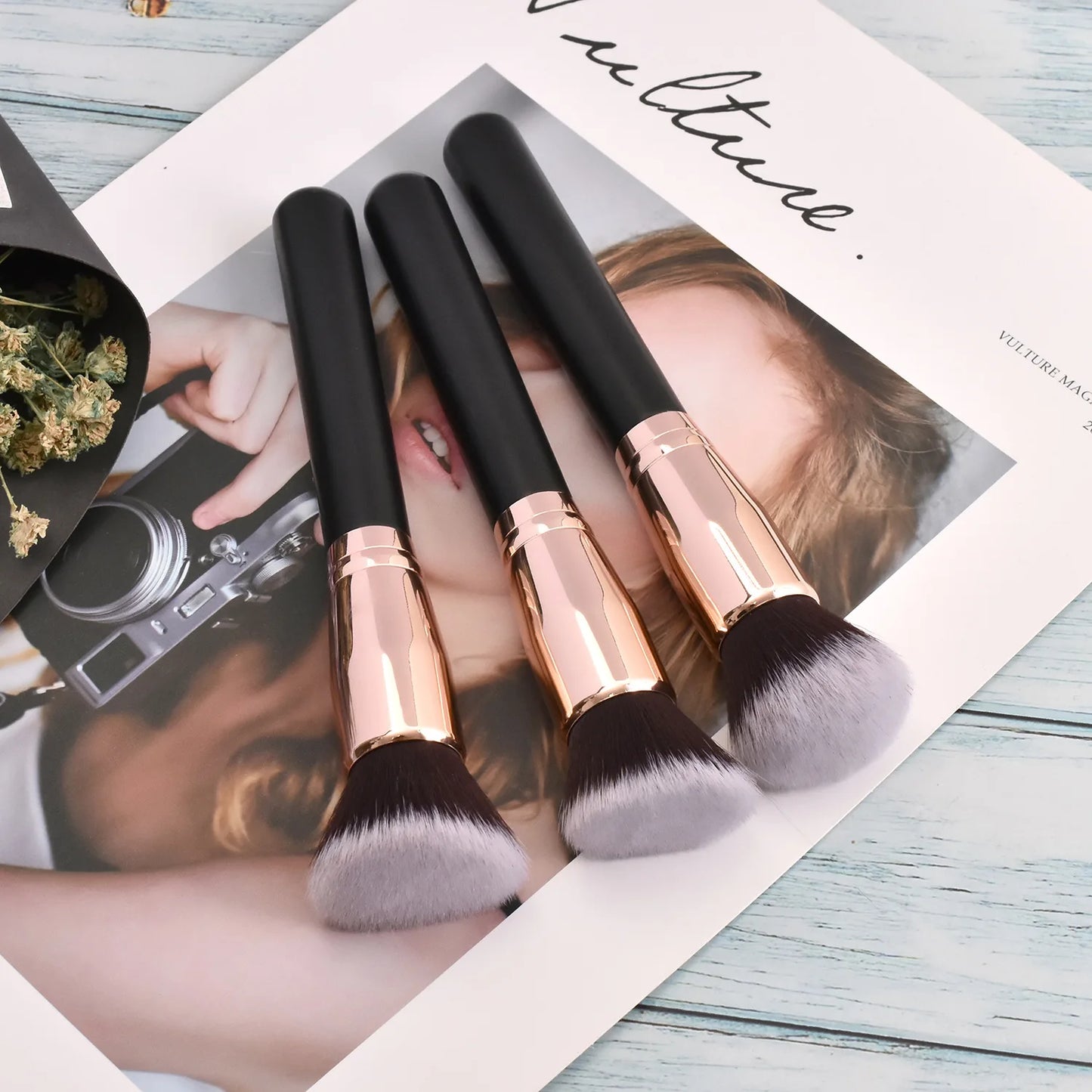 Elite Silk-Touch Powder & Blush Brush