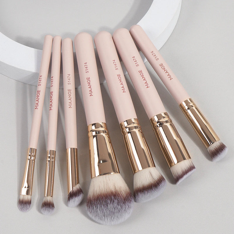 MAANGE Essential Artistry Set