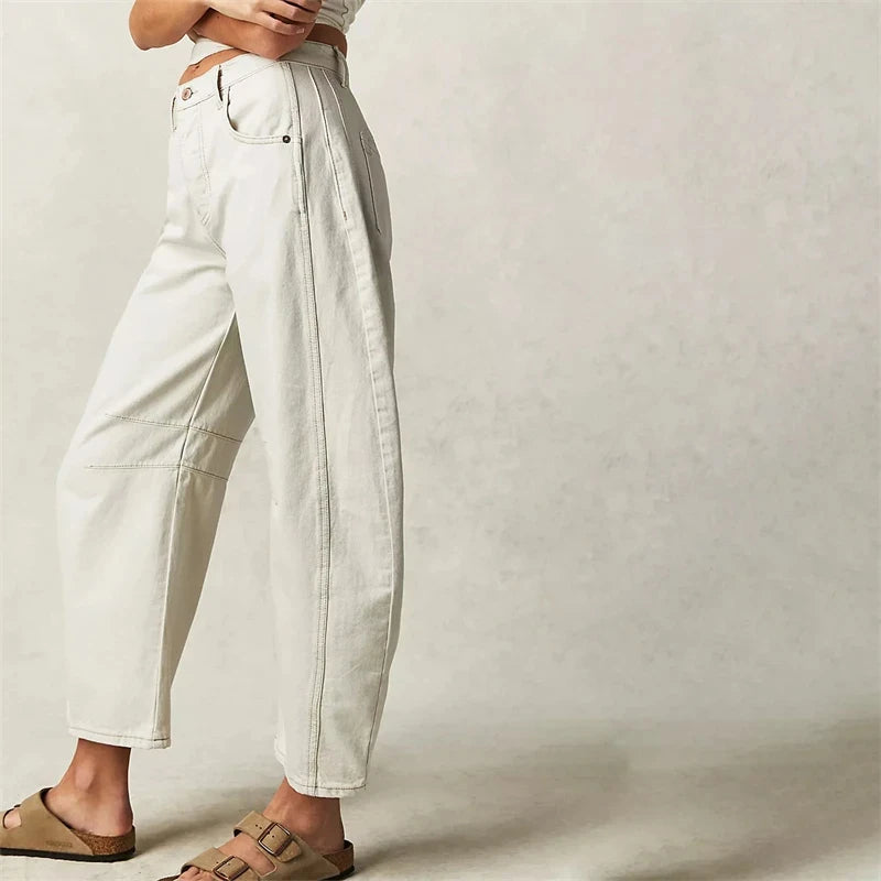 Eva Mid Rise Barrel Jean