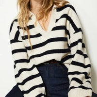 Collar Fine-Knit V-Neck Sweater