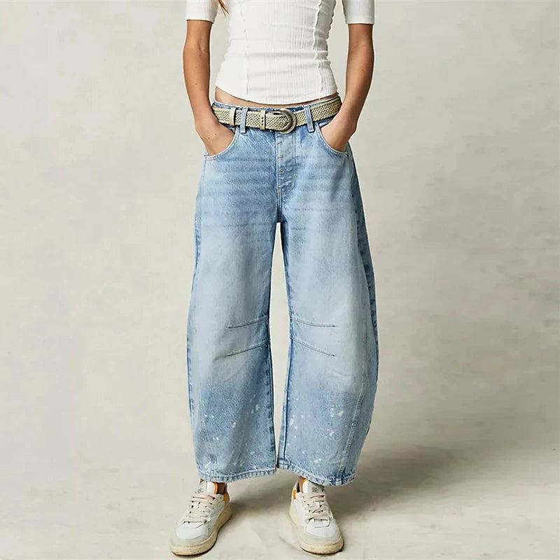 Eva Mid Rise Barrel Jean