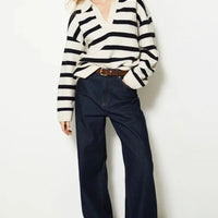 Collar Fine-Knit V-Neck Sweater