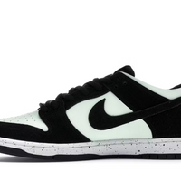 Nike SB Dunk Low Barely Green
