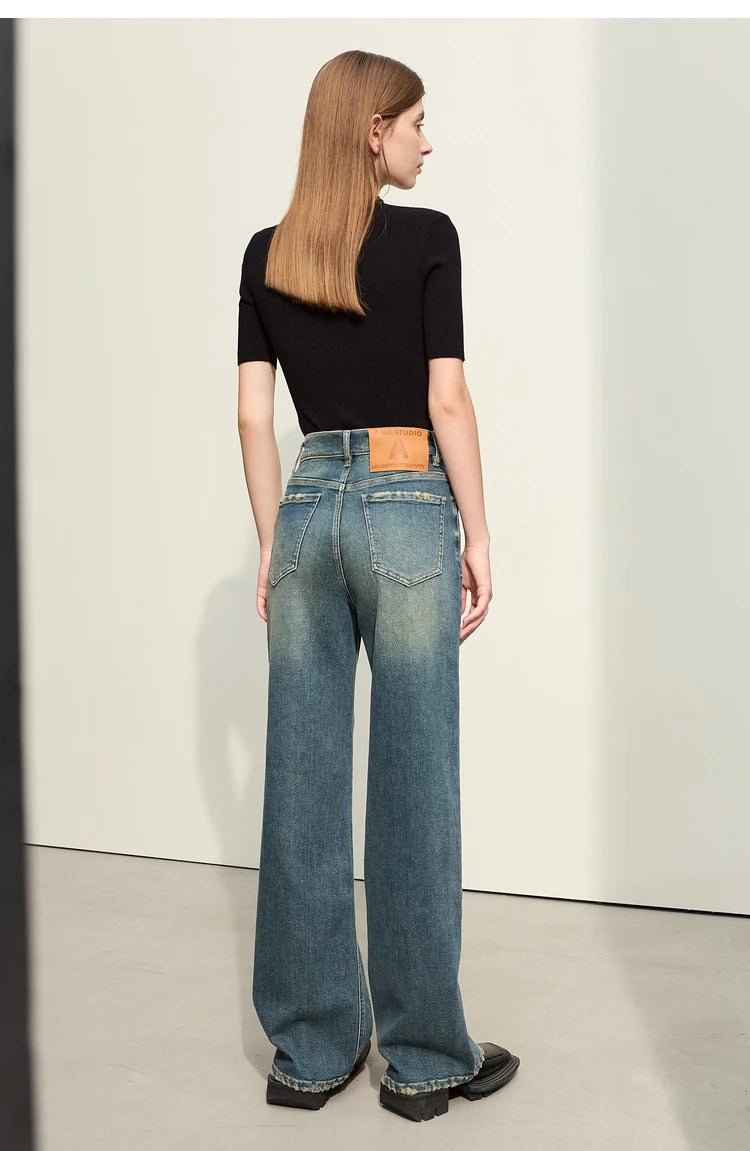 Light Washed Slouchy Straight Jean