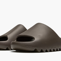 YEEZY SLIDE "Soot 2021"